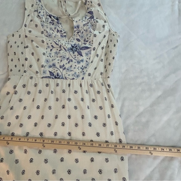 Old Navy Blue & White Tie Smocked Bodice Midi Dress sz M Cottagecore Boho Fairy - Picture 11 of 12